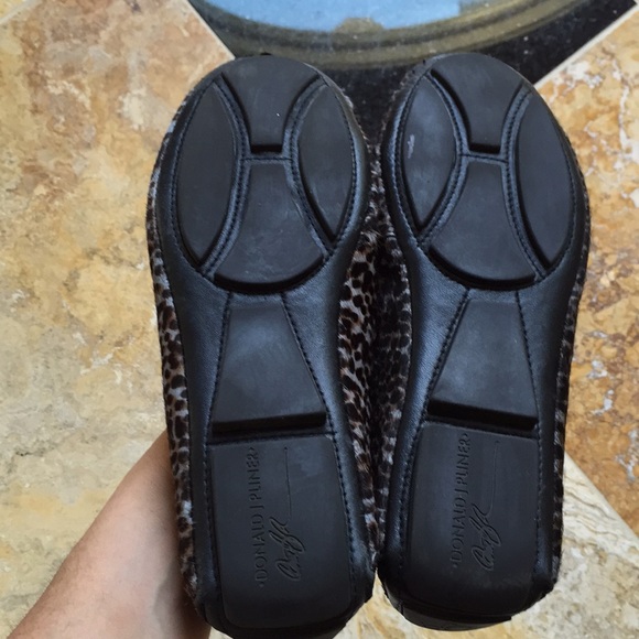 Donald J Pliner VIKY moccasin gray/black/brown fur - Picture 8 of 8